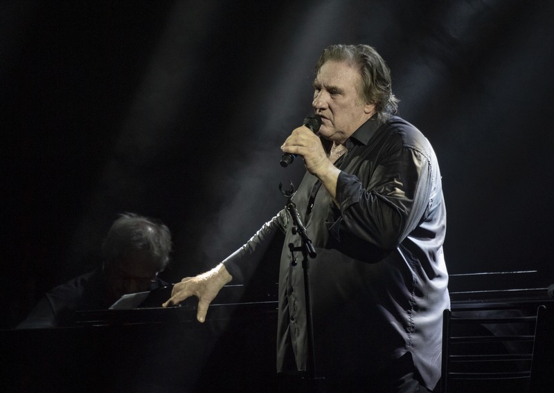 Depardieu Chante Barbara